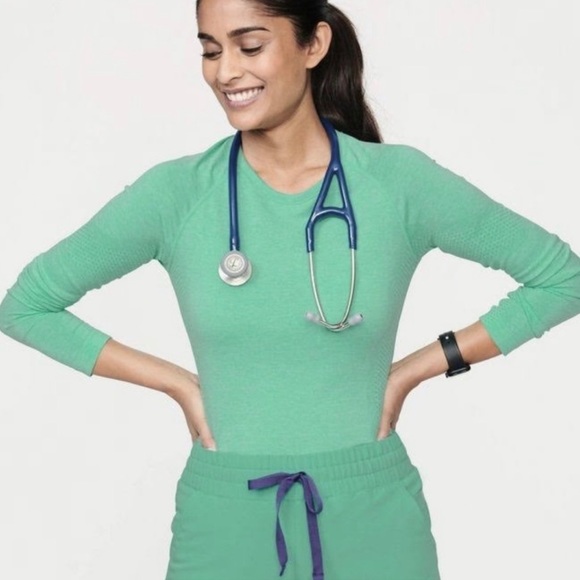 Figs Tops - NWOT Figs Surgical Green Salta Underscrub size XL